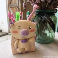 手工DIY陶艺店分享快乐的小猪粘土作品