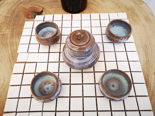 9月跟陶指艺手工店学习茶罐的体验制作